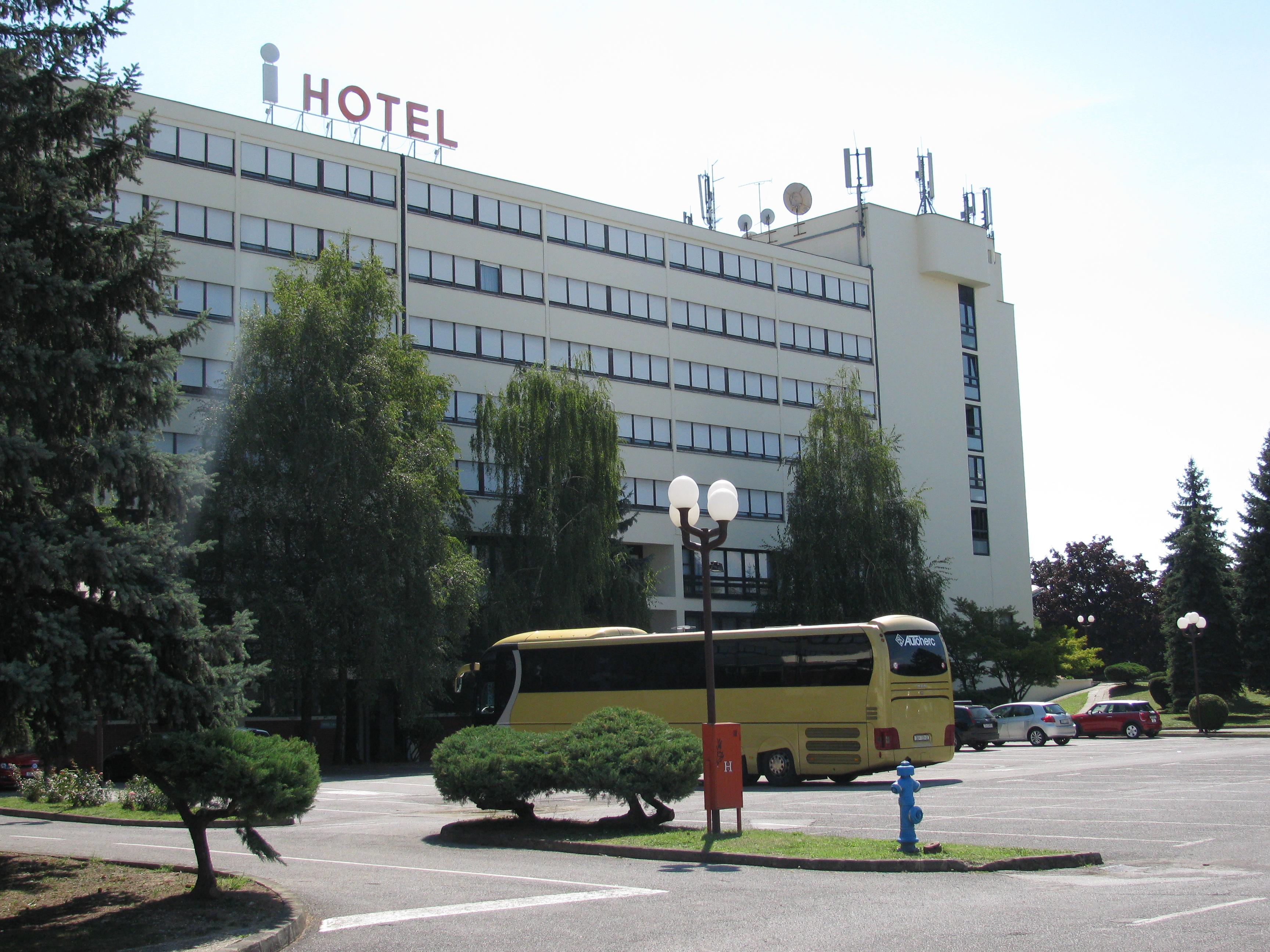 Hotel Novi זאגרב מראה חיצוני תמונה